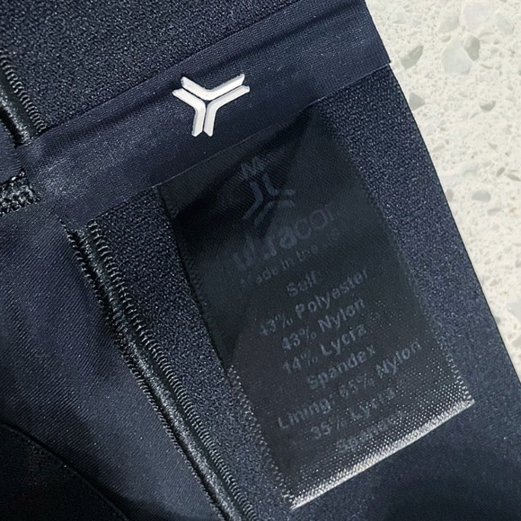 Ultracor Camo Collegiate Leggings Women’s Medium - Picture 8 of 9